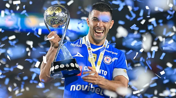 ¿Destino exótico o mina de oro? Erick Lira y el dilema de dejar Cruz Azul por el Al Jazira